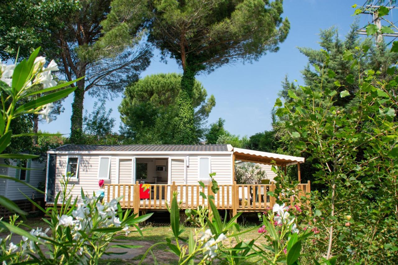 Готель Camping Les Pecheurs Рокбрюн-сюр-Аржан Екстер'єр фото